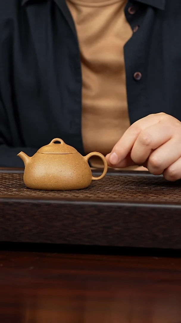 79丹壶溢香紫砂壶110毫升