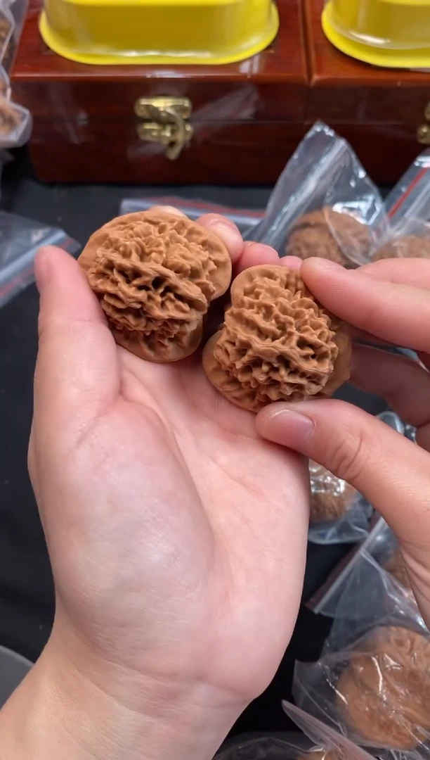 把件文玩核桃秦闷38尺w344