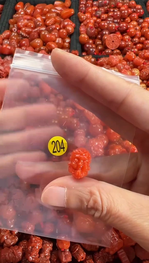 【闪购商品】南红玛瑙颈饰未镶嵌1