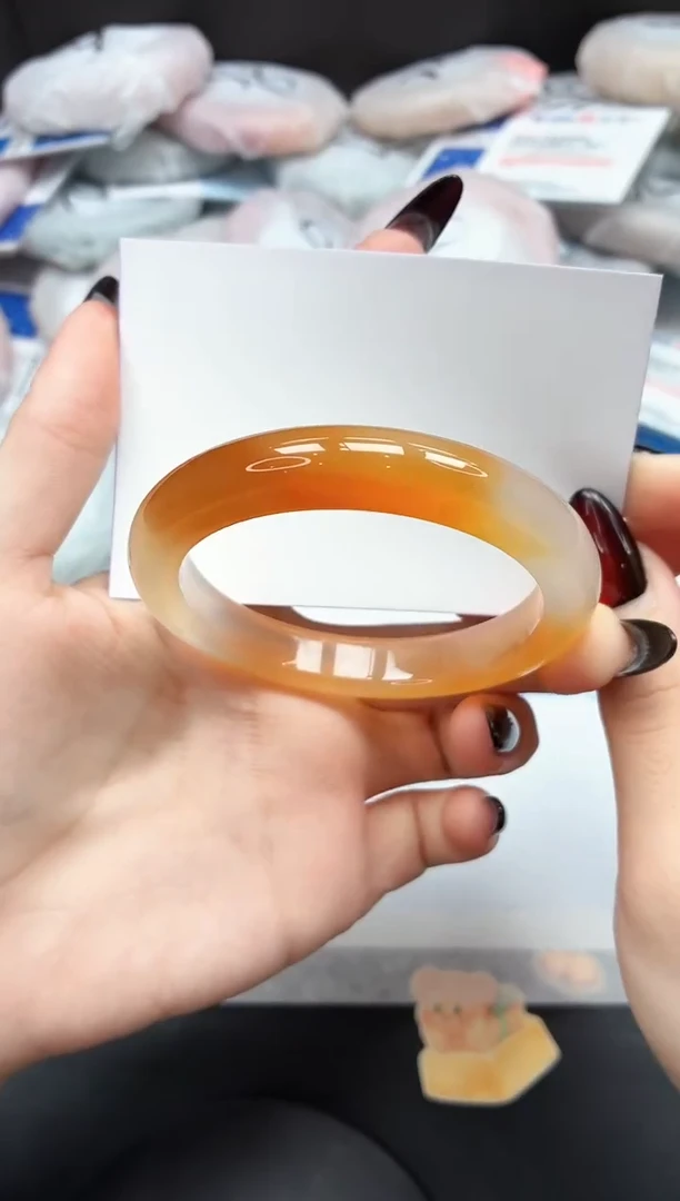 未镶嵌手镯石英质玉35/香槟56