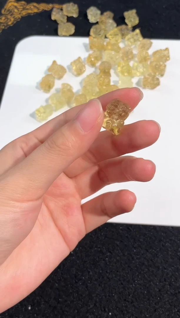 【闪购商品】水晶手链未镶嵌12号黄水晶吞兽配件