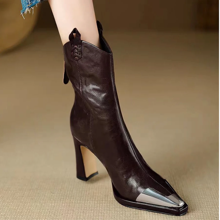 小香风短靴女冬靴高级金属头法式高跟鞋粗跟显瘦中筒靴