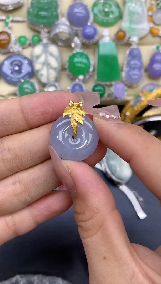 颈饰18K金镶嵌翡翠150-中国好珍宝