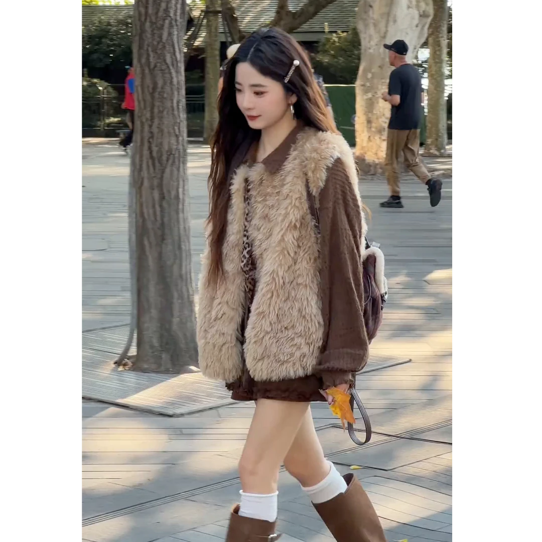 韩系氛围感穿搭2025新款秋冬中长款衬衫羊羔毛马甲百搭短裤三件套