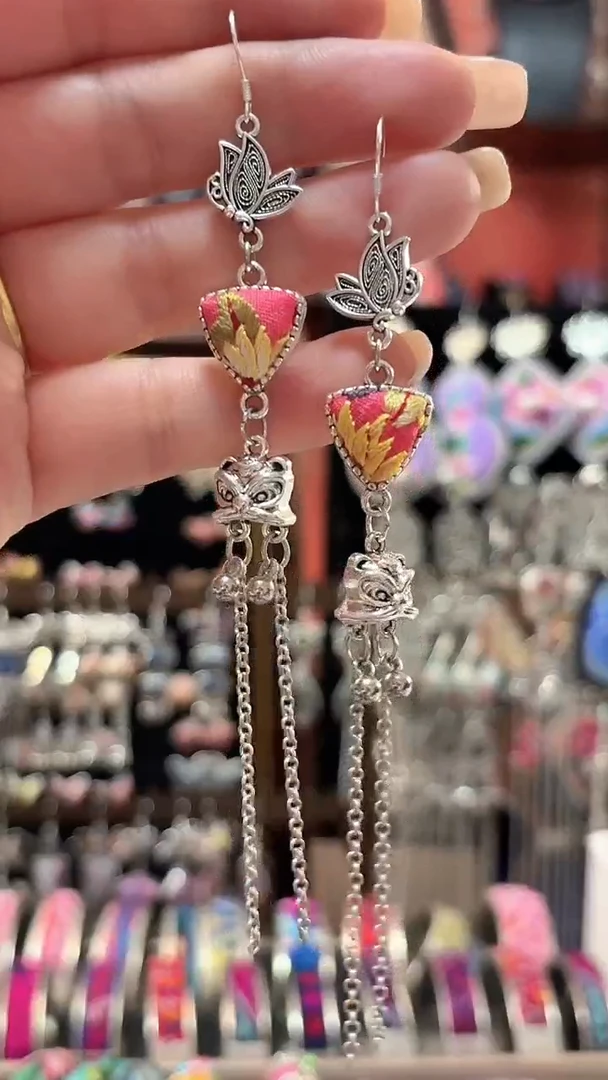 织绣 云织谣民族风精美饰品   233