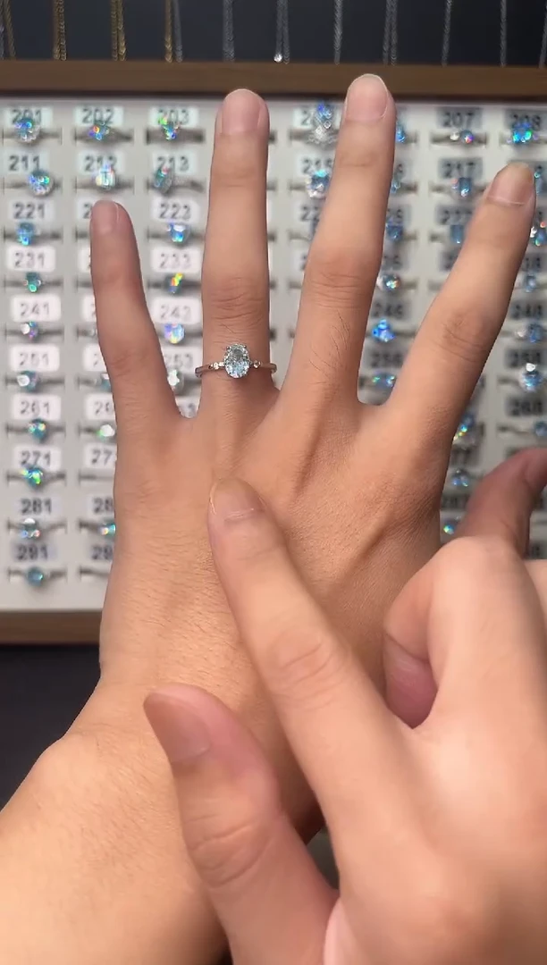 海蓝宝石戒指银S925镶嵌00000