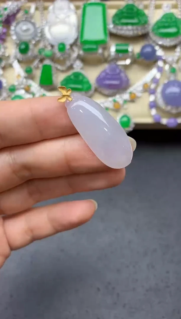 翡翠18K金镶嵌颈饰49中国好珍宝