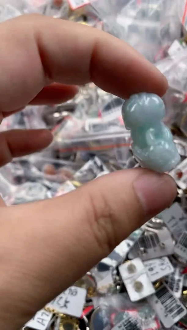 未镶嵌戒指翡翠888    5