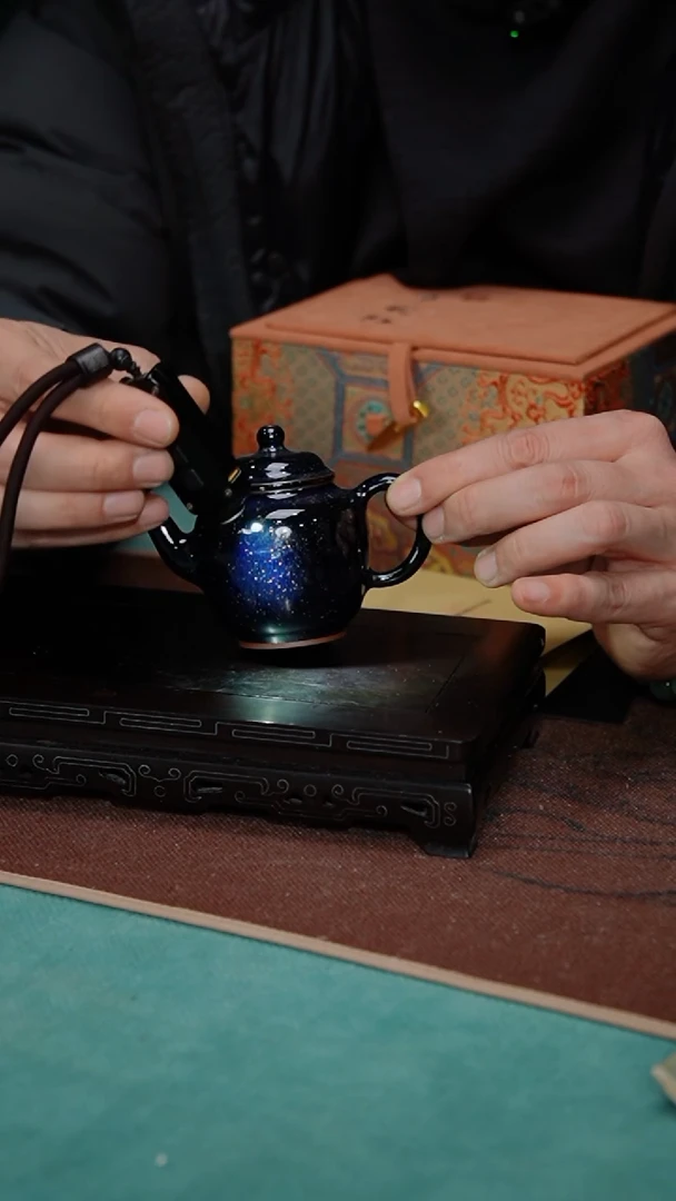 【闪购商品】31-5宫灯壶晋艳红+老瓷片（随机）