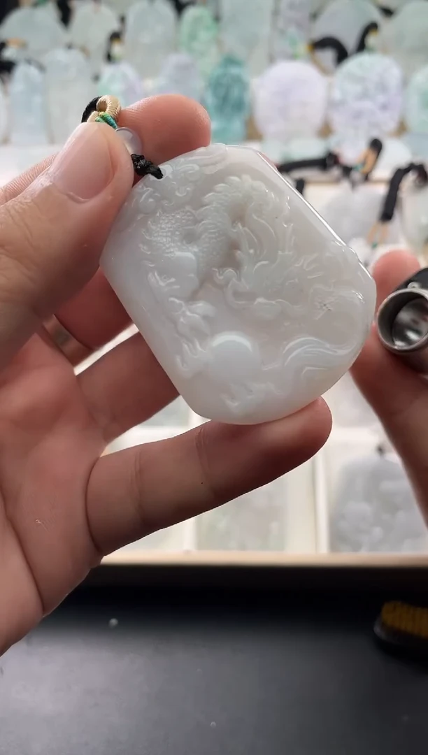 颈饰未镶嵌翡翠....10/14/.505