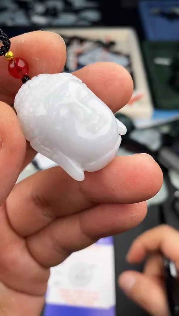 【闪购商品】翡翠颈饰未镶嵌  天然翡翠，一物一图