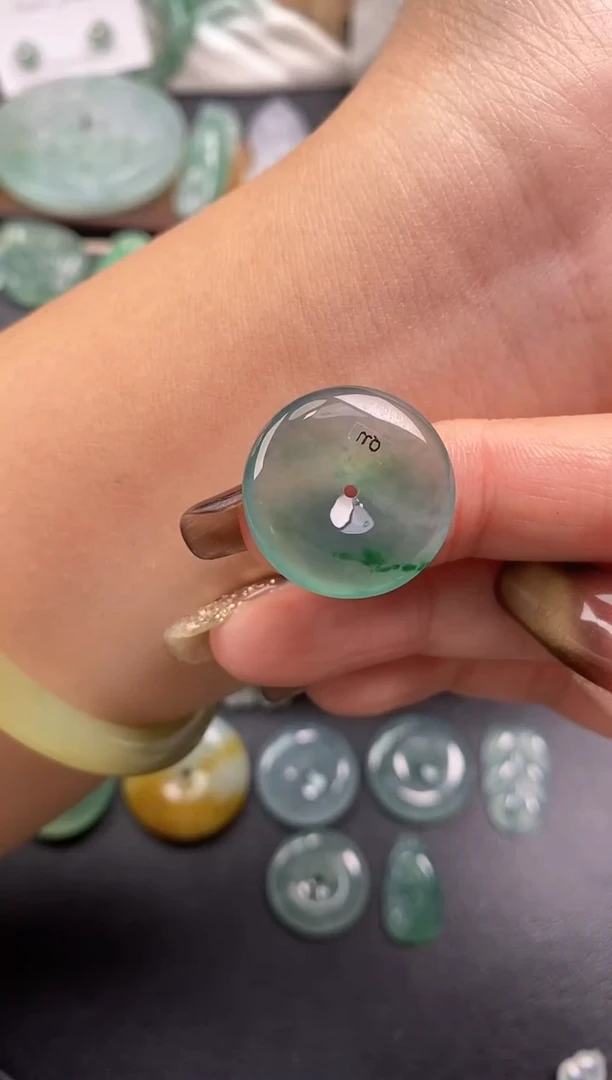 颈饰未镶嵌翡翠用****0平安扣