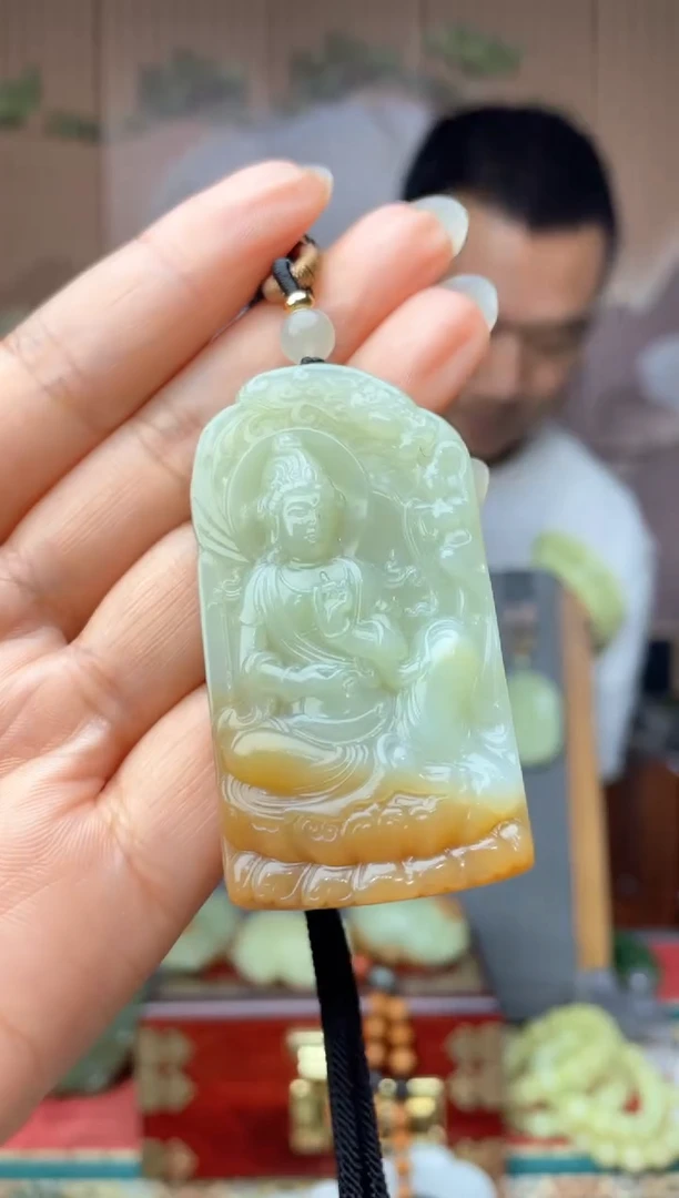 颈饰未镶嵌和田玉拍一发一