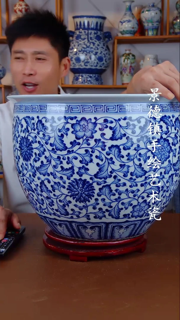 现代景德镇手工手绘陶瓷摆件76