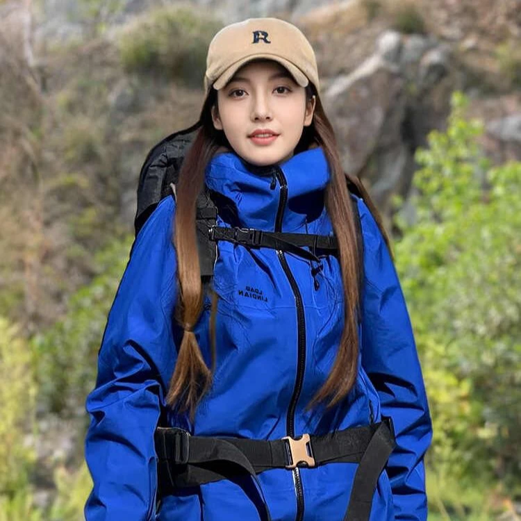 CaKm克莱因蓝冲锋衣款外套女新款春秋户外三合一防风登山服ZXW049