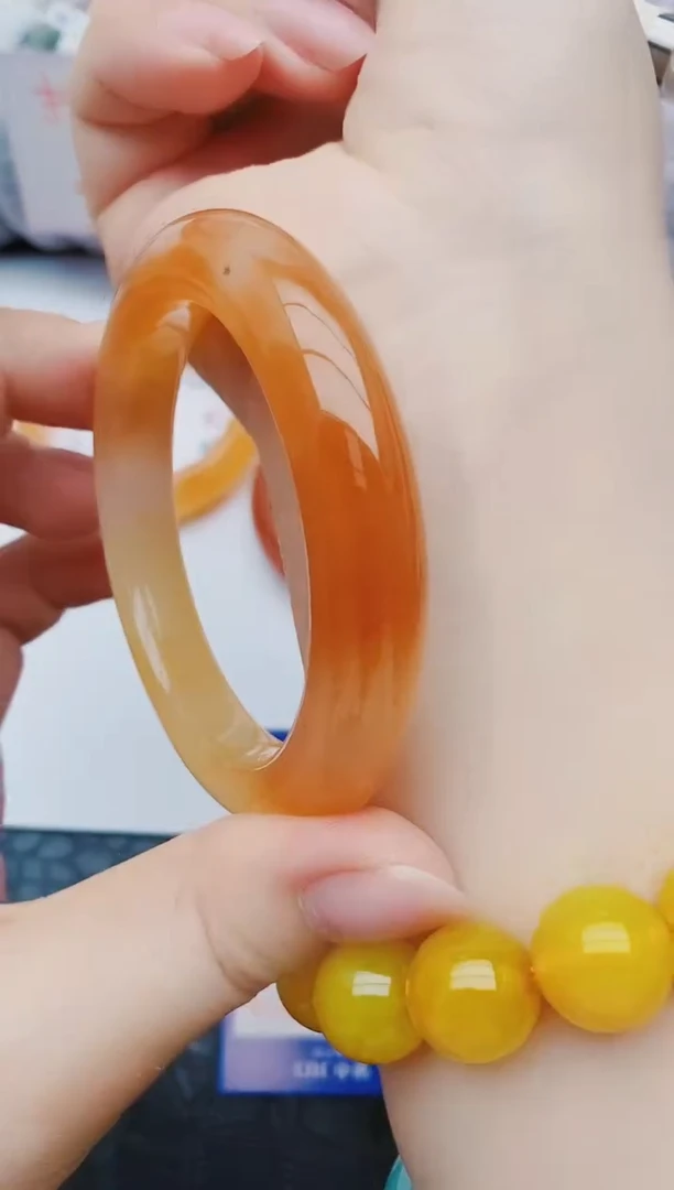 未镶嵌手镯石英质玉w210+55-56