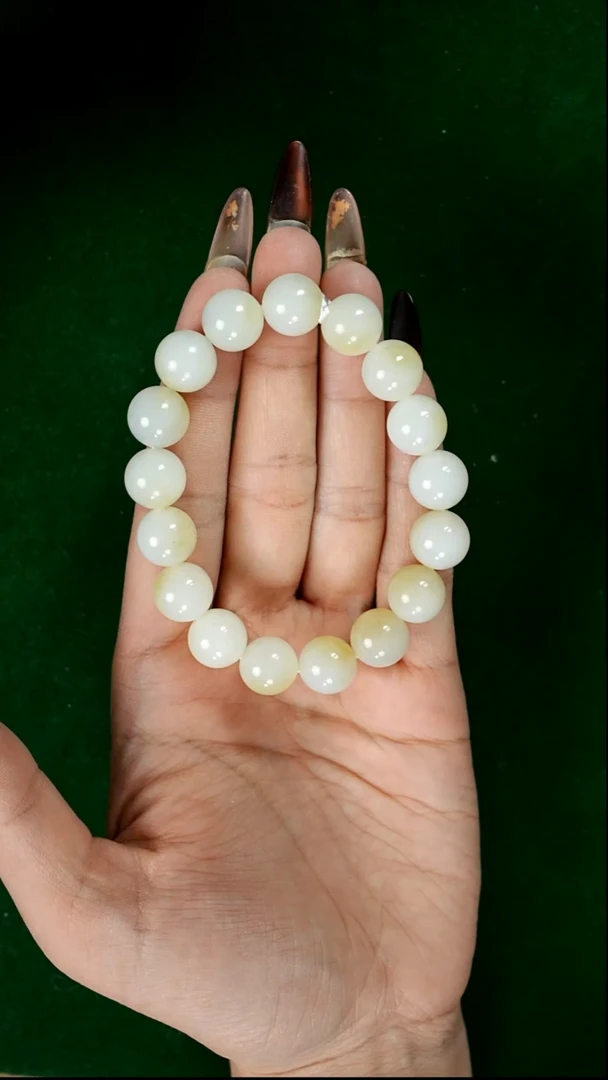 未镶嵌手串和田玉金山微色差卡12j