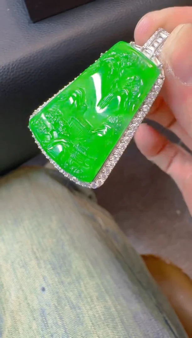 翡翠银S925镶嵌吊坠(赠链)天然A货翡翠