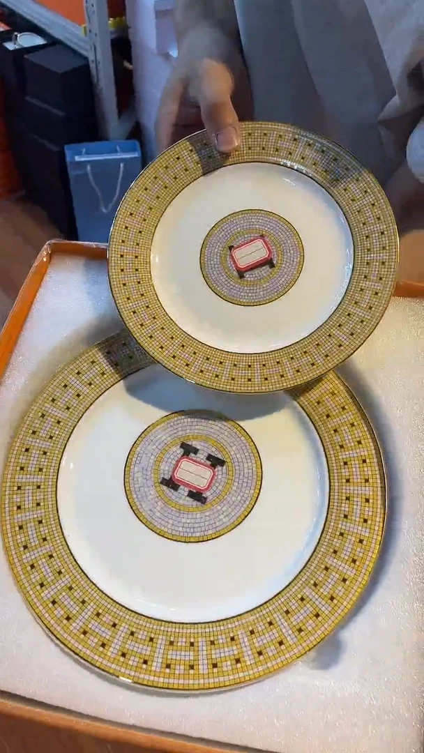 杯鸿辉家品牌瓷器，京东包邮！