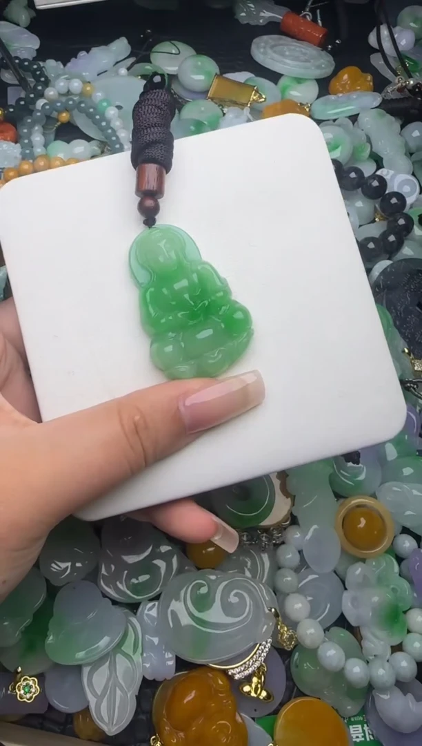 翡翠未镶嵌颈饰天然缅甸翡翠吊坠