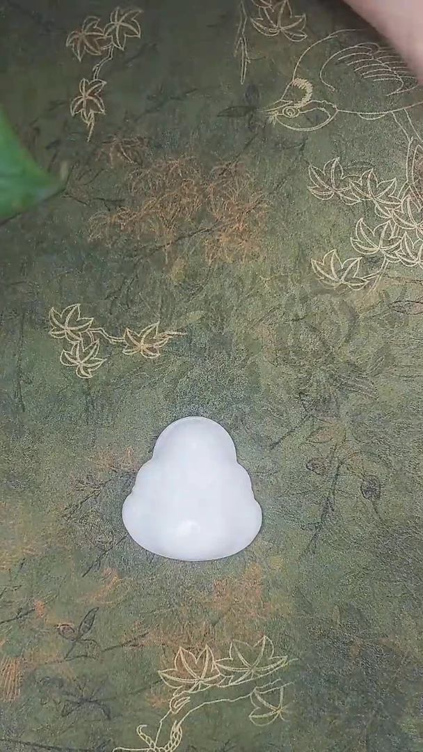 吊坠(赠链)未镶嵌和田玉佛公