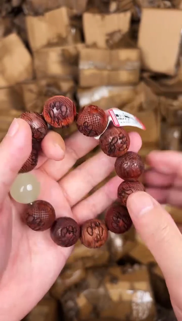 精品手串无礼盒L157