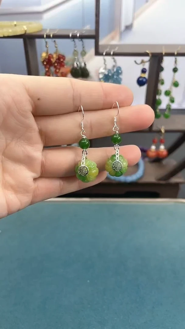 银S925镶嵌翡翠耳饰春彩南瓜耳钩