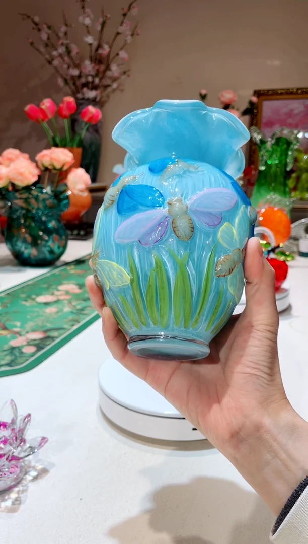 【闪购商品】琉璃手工艺品蓝色蝴蝶浮雕花瓶
