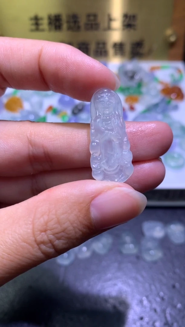 未镶嵌定制翡翠毛货