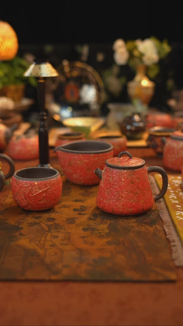 高越岩矿--红金高石瓢壶