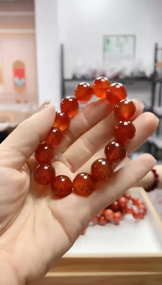 未镶嵌颈饰玛瑙/玉髓牛血红卡14