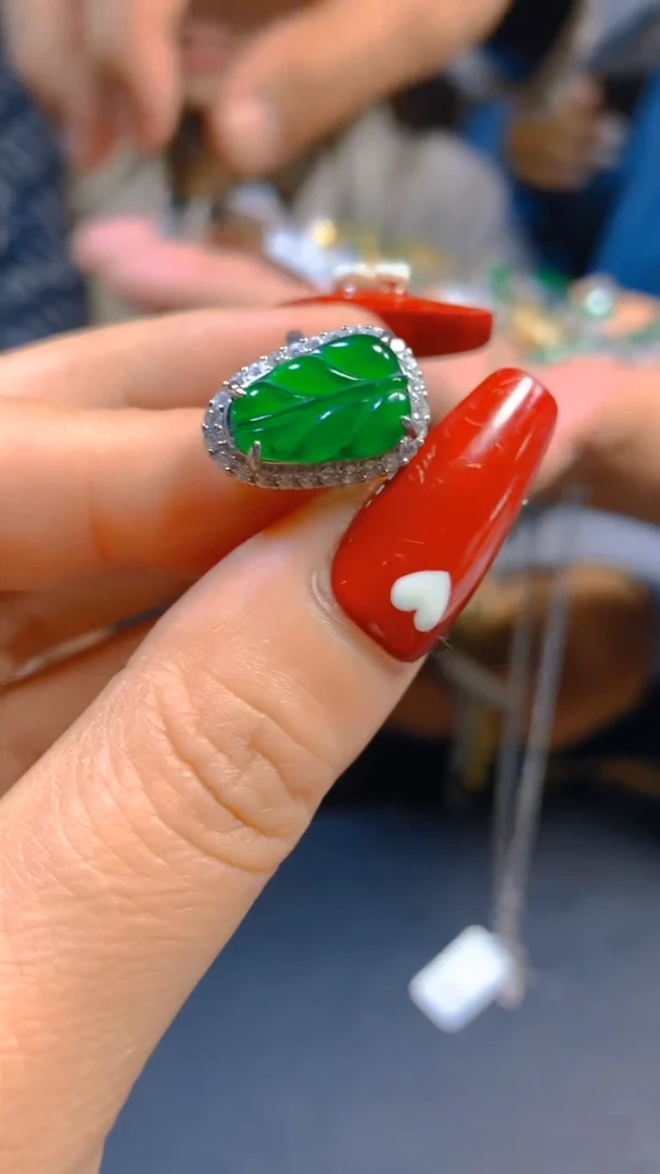 【闪购商品】翡翠戒指未镶嵌0514926811多样性发一