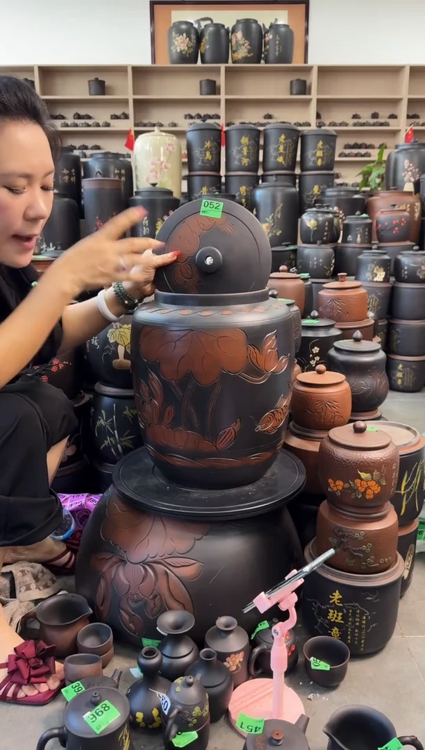 罐瑕疵水缸20升荷花 052