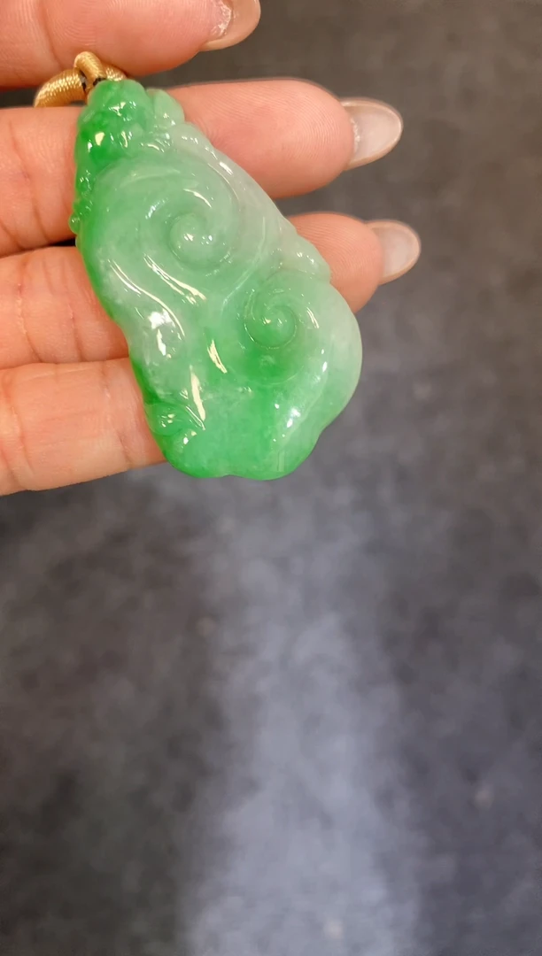 吊坠(不含链)未镶嵌翡翠善**水如意