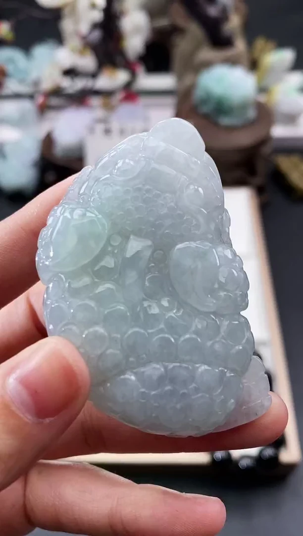 翡翠未镶嵌颈饰天然缅甸A货翡翠