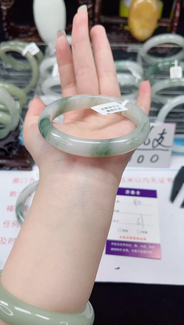 未镶嵌手镯石英质玉61-61/62