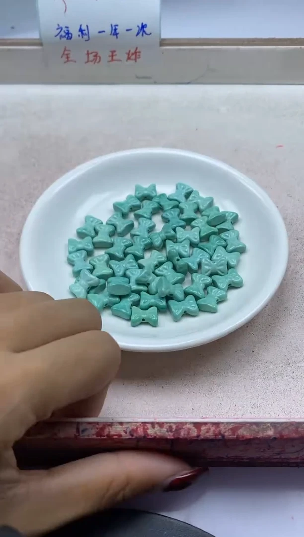 【闪购商品】玛瑙/玉髓颈饰银S800镶嵌X1180高瓷绿松蝴蝶结*1个