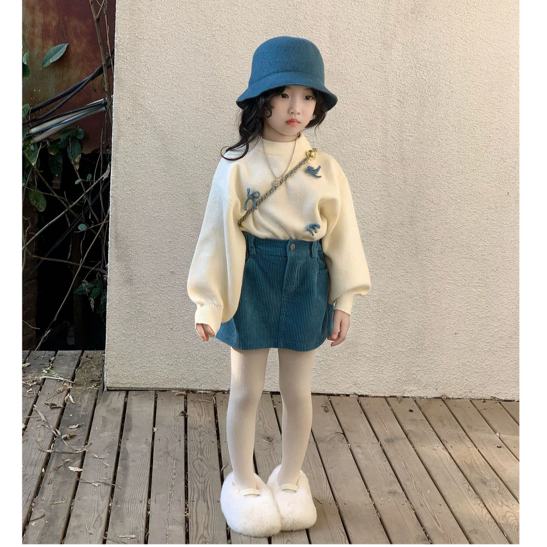 2025冬季新款女童高级感保暖蝴蝶结针织毛衣可爱秀气坑条短裙套装