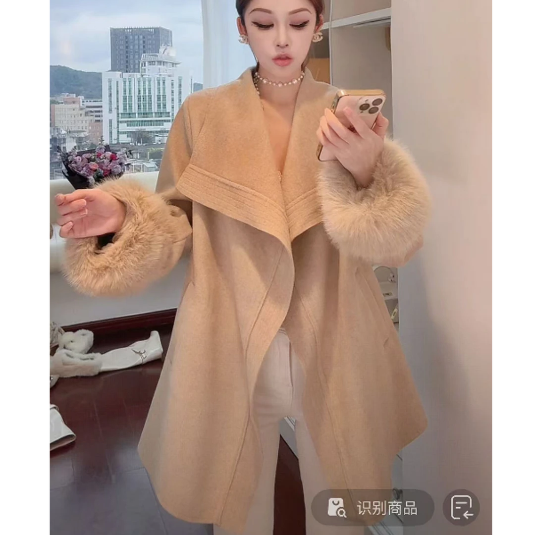 1270 翻领毛袖大衣