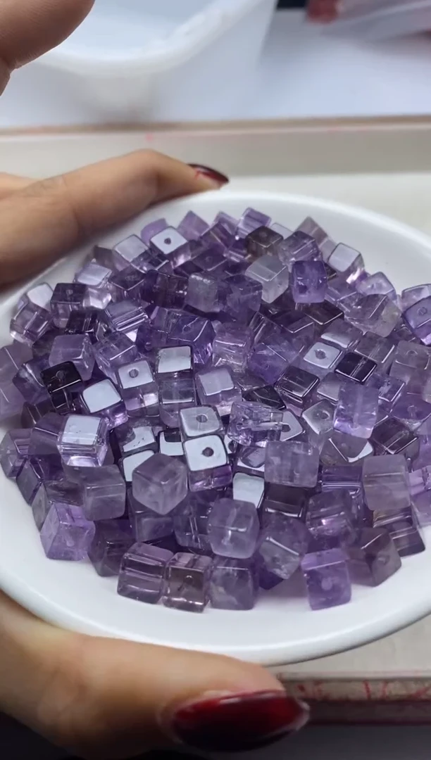 【闪购商品】水晶颈饰未镶嵌w2285紫水晶方糖8*8mm*5颗