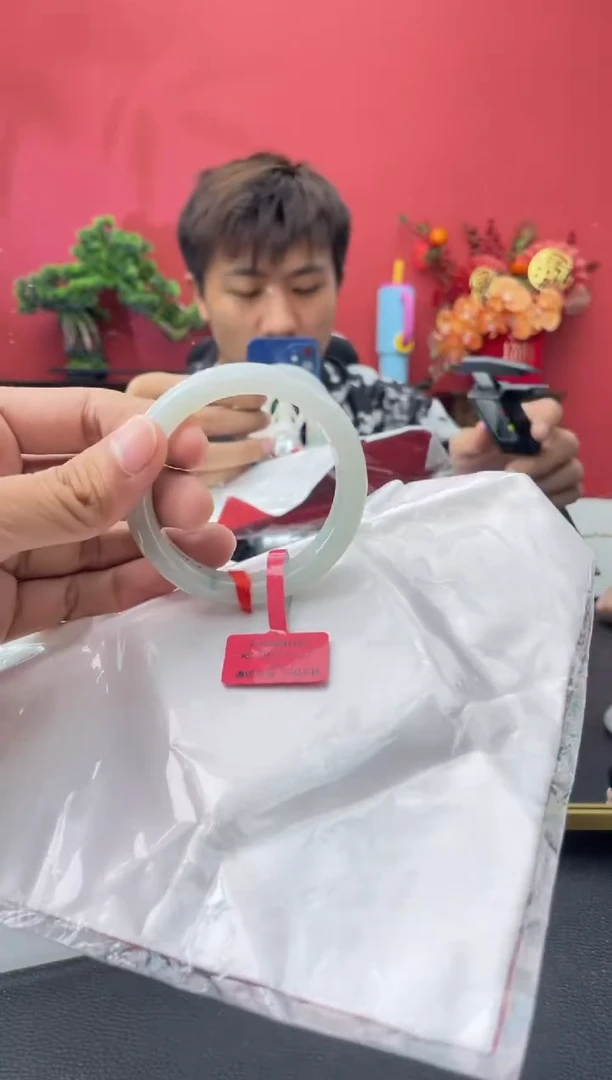 未镶嵌手镯翡翠12