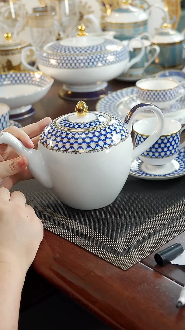 瓷片茶壶  福利价