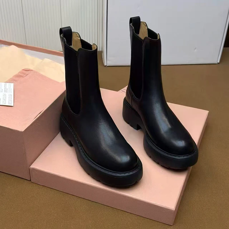 宝丫轻奢  女式时髦百搭厚底增高中筒一脚蹬切尔西靴K3694