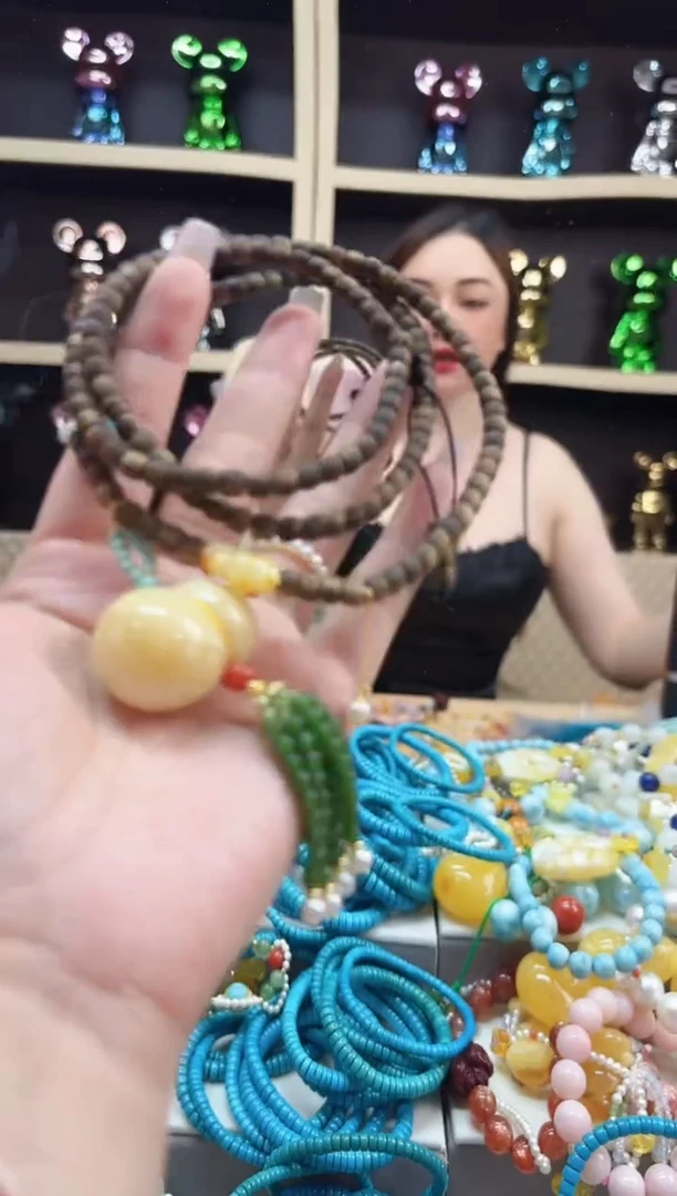 琥珀颈饰未镶嵌多样性发货一一一