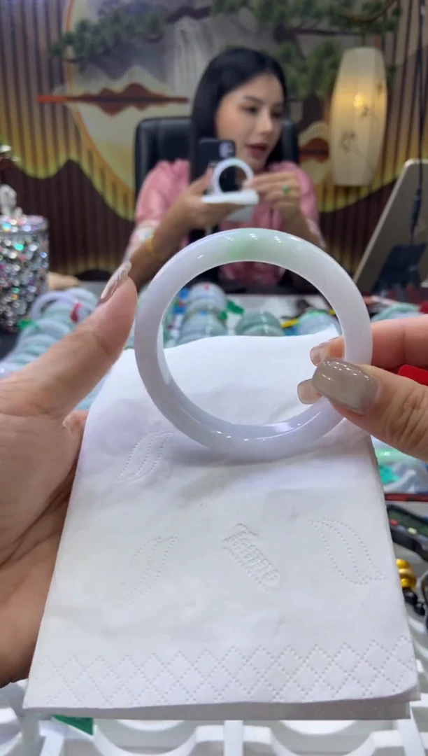 未镶嵌手镯翡翠00006300