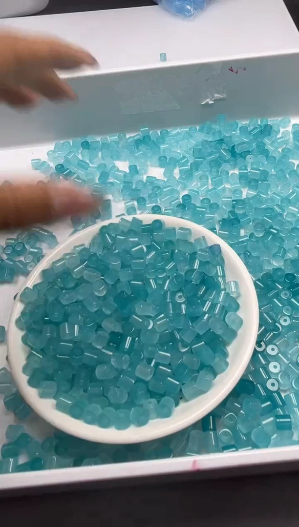 玛瑙/玉髓颈饰未镶嵌w2265海蓝宝桶珠5*5mm*30颗