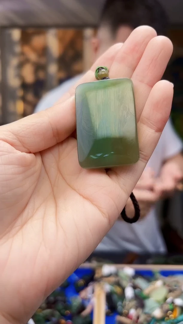 和田玉未镶嵌挂件拍一发一