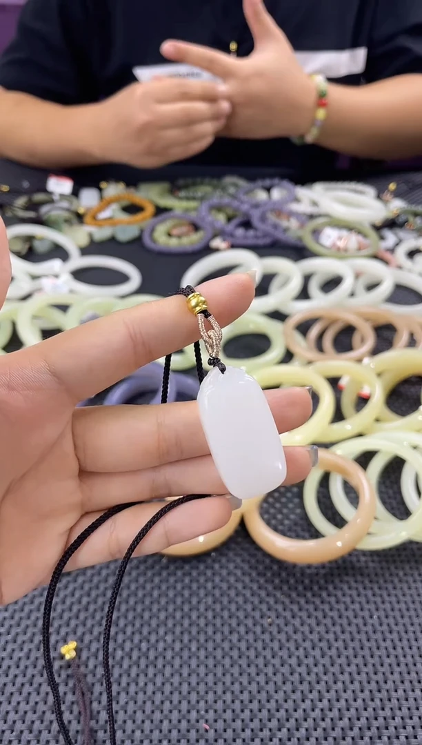 和田玉未镶嵌颈饰天然和田玉  0160