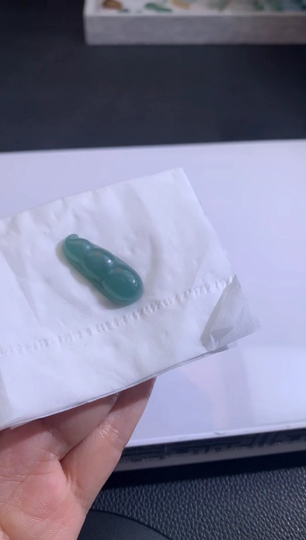 【闪购商品】定制翡翠未镶嵌翡翠