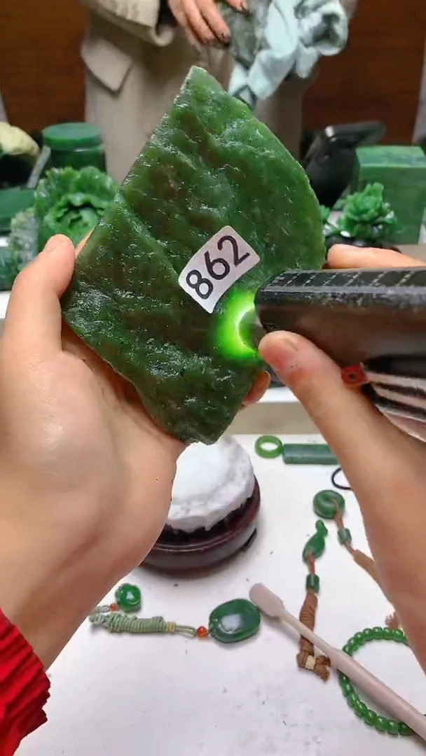 未镶嵌和田玉把件11